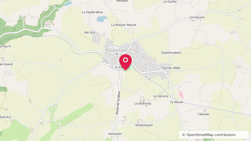 Poullaouen Aire de camping-car